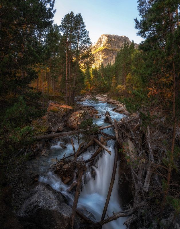 горы, реки, лес Осенняя пора... фото превью