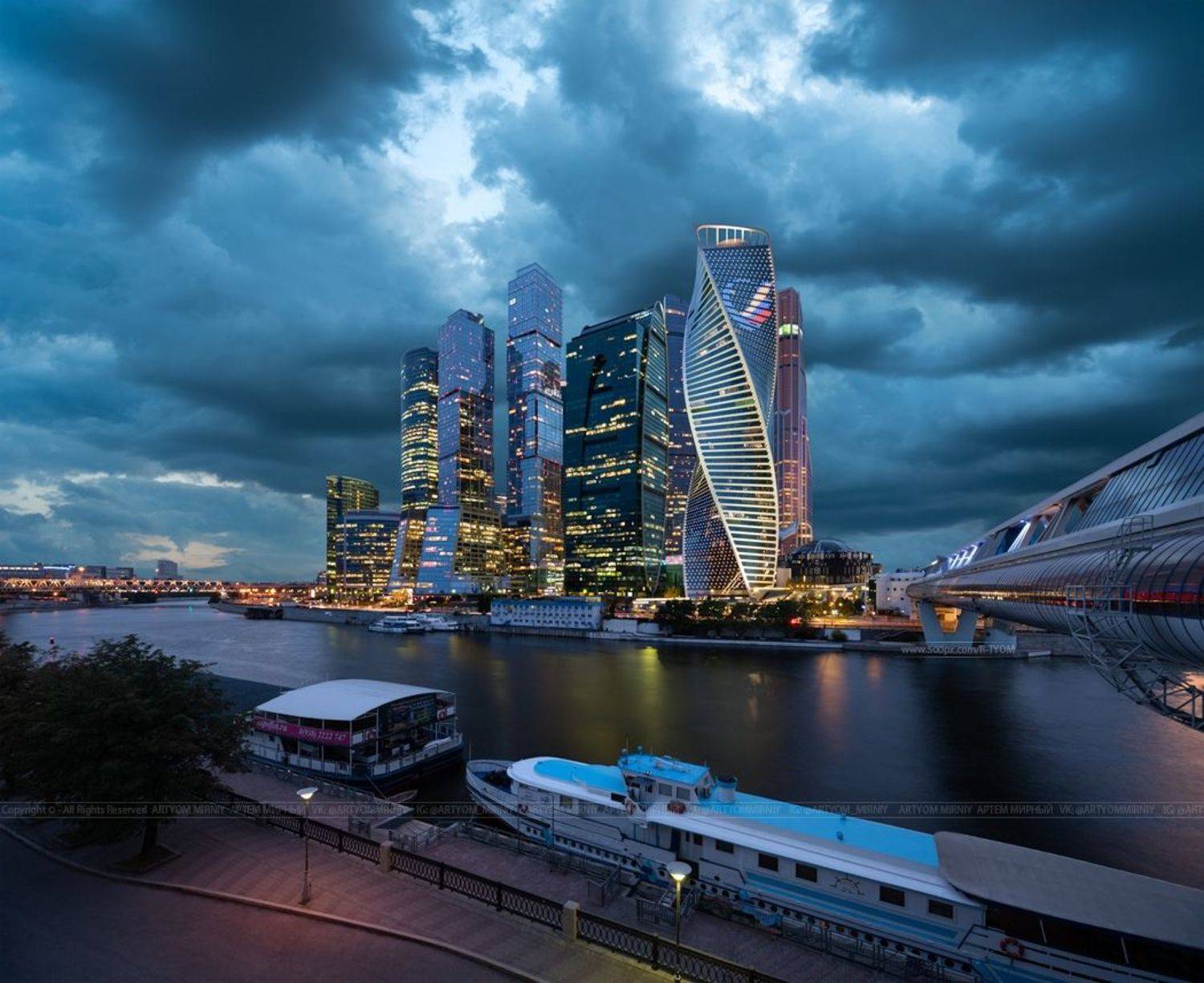 книга владыка моря, cityscape, москва, россия, башни, небоскреб, москва-сити, арт, артем мирный, moscow, tower, russia, art, artyom mirniy, black and white, свет,, Мирный Артём