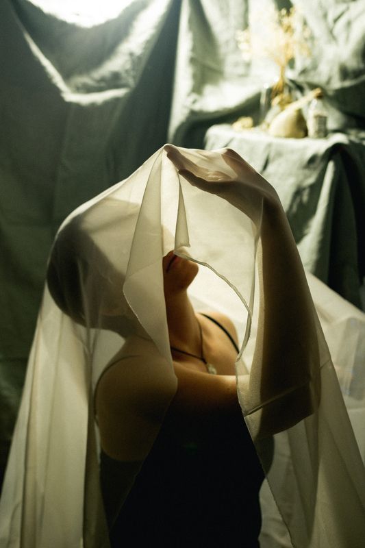 Автопортрет фото превью