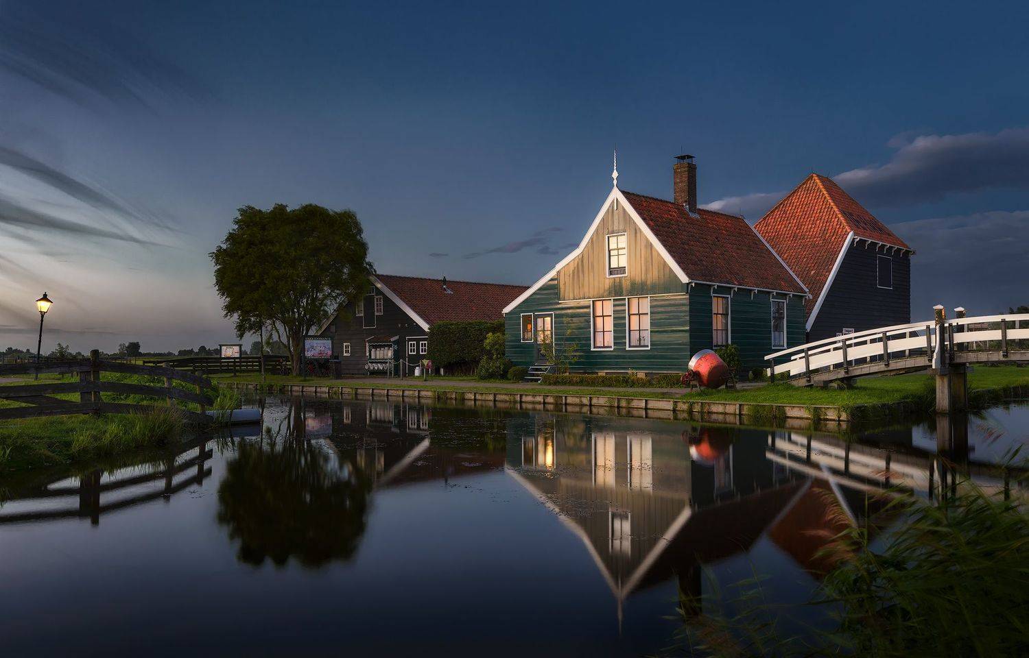 дом, закат, рассвет, вечер, ночь, озеро, река, деревня, село, голландия, нидерланды, мост, dusk, village, house, evening, night, town, netherlands, holland, pond, river, lake, Эрнест Вахеди