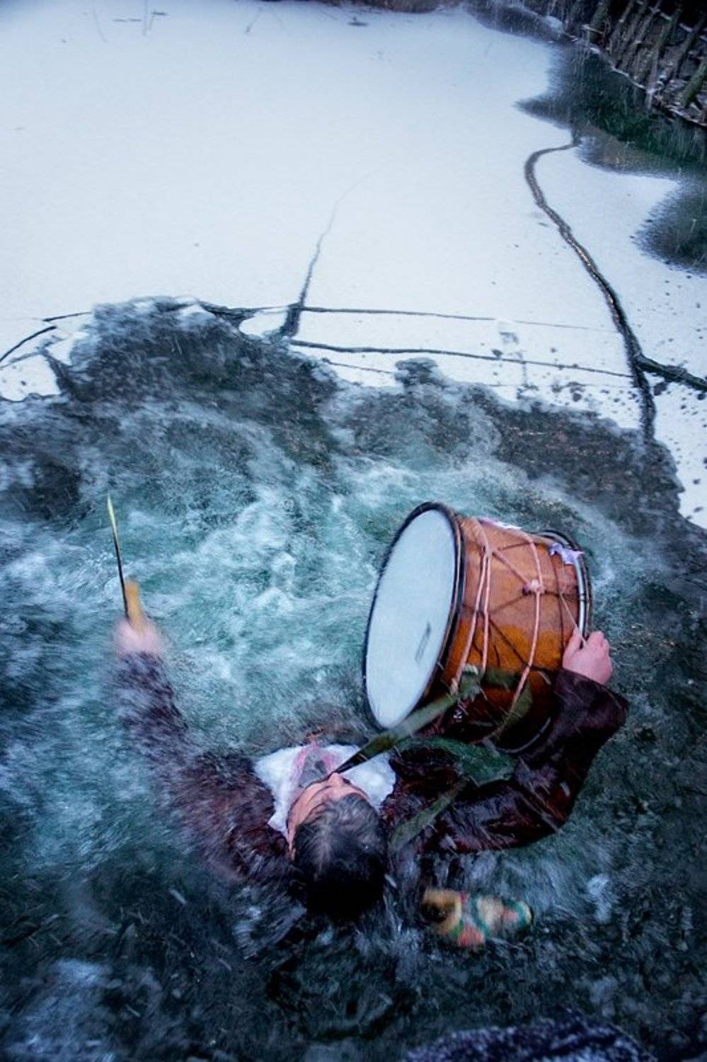 йордановден, богоявление, мъжко ледено хоро, българия, калофер, Ирина Костова