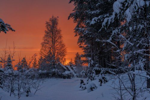 Вечерело днем