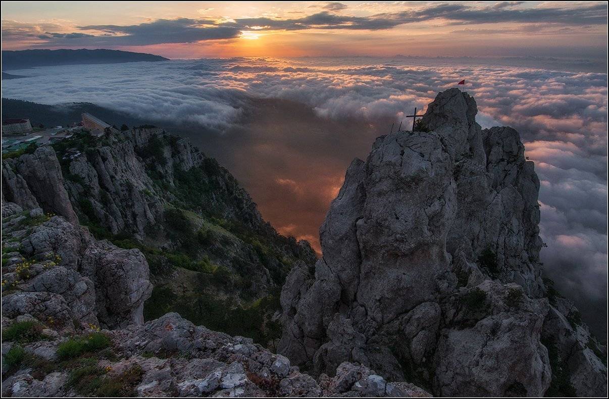 , АНАТОЛИЙ ДОВЫДЕНКО