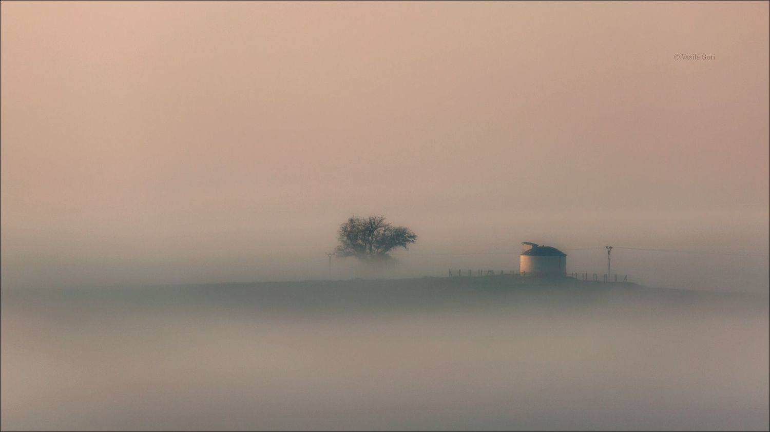южная моравия,пейзаж,туман,линии,south moravian,lines,свет,czech,осень,чехия,landscapes,поле,башня, Василий Гори
