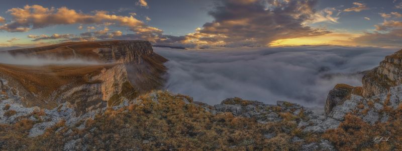 Горы,где спят облака фото превью