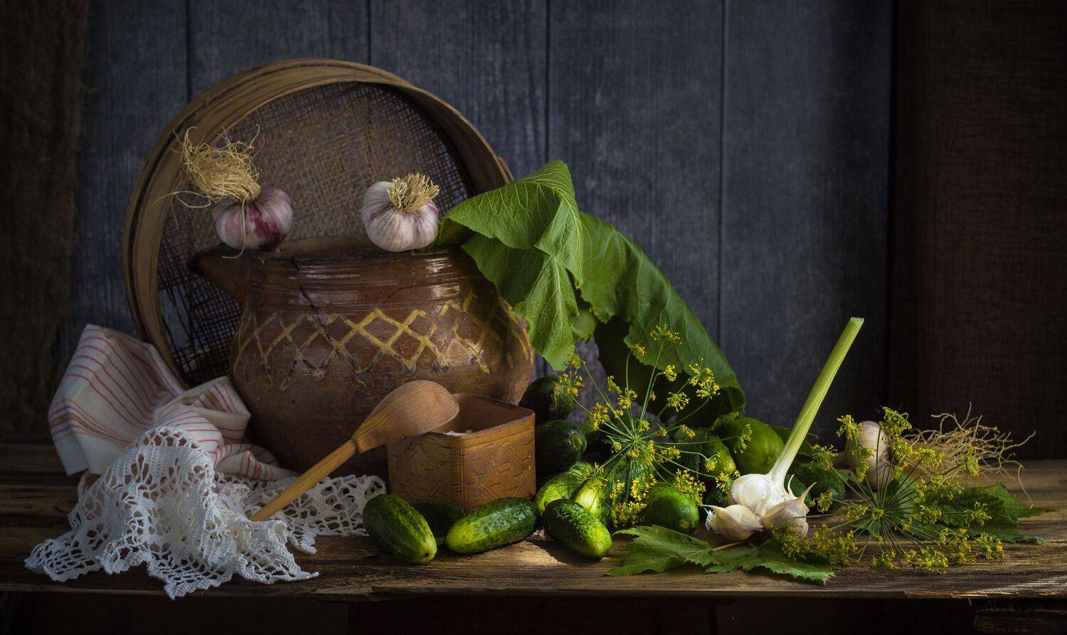 огурцы, чеснок, соленья, Хвойнова Елена