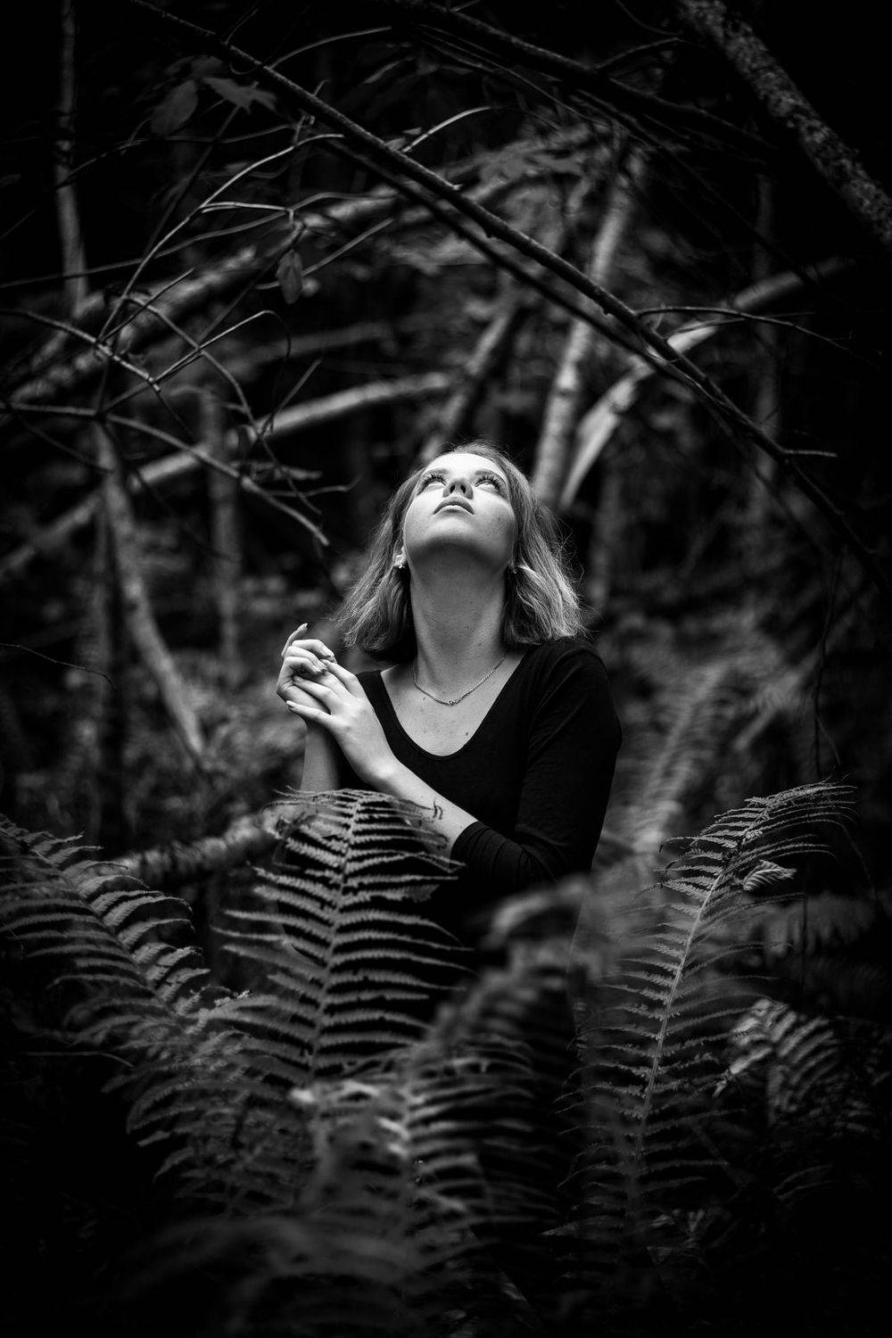 чб , папоротник, лес , чаща , девушка , модель ,, Арсен Алабердов