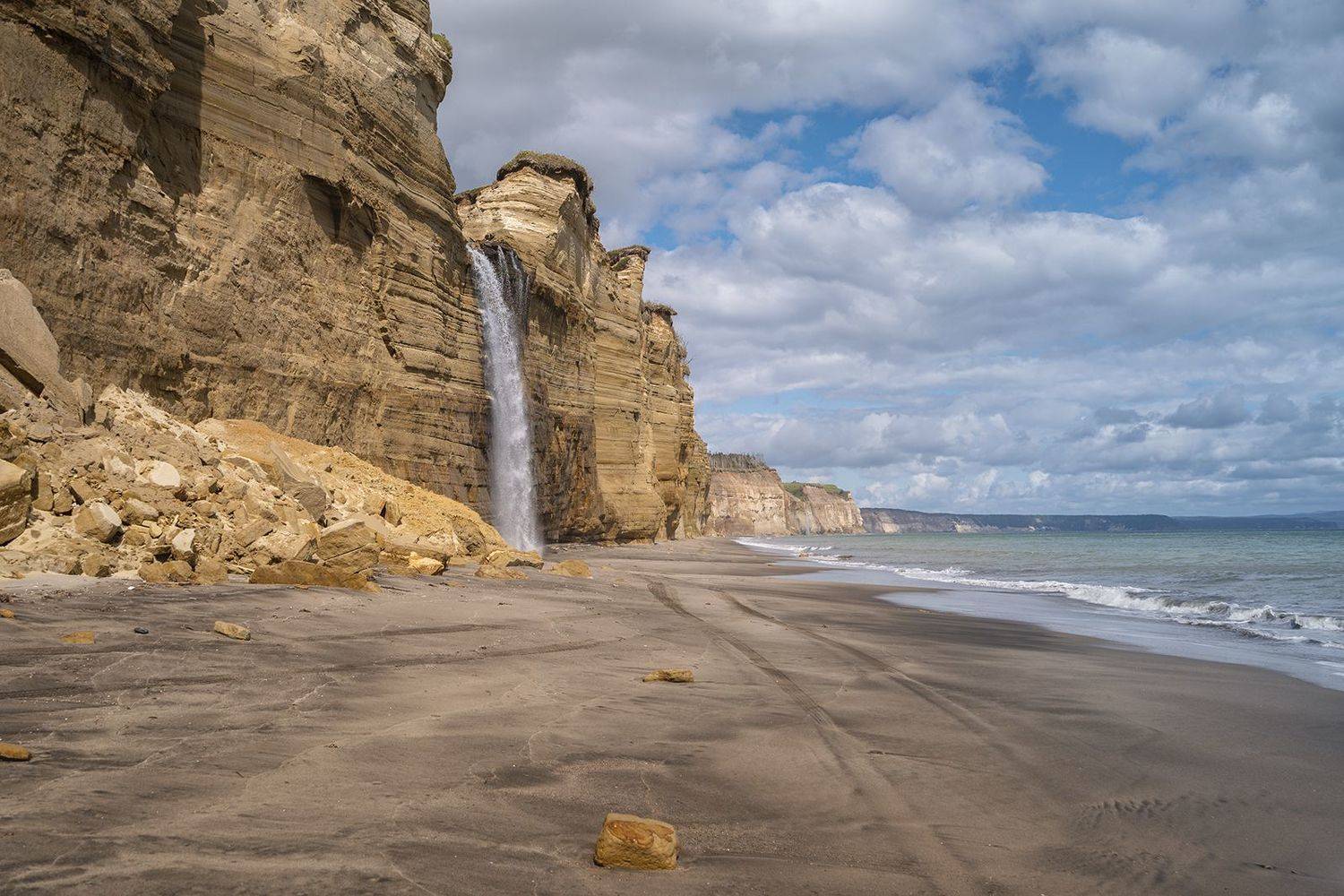 Россия, пейзаж, Головнинский клиф, остров,Кунашир, Курилы, Лариса Николаевна Дука