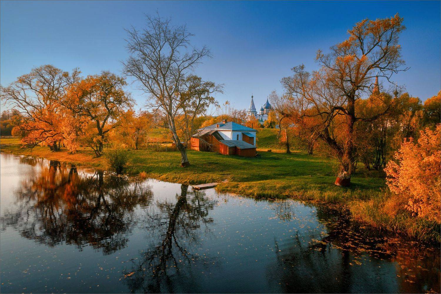 пейзаж, город, архитектура, осень, вечер, храм, свет, цвет, александр никитинский, Никитинский Александр