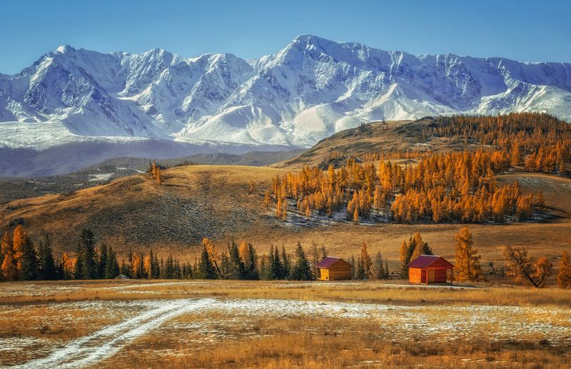 Сверкают снежные вершины.. фото превью