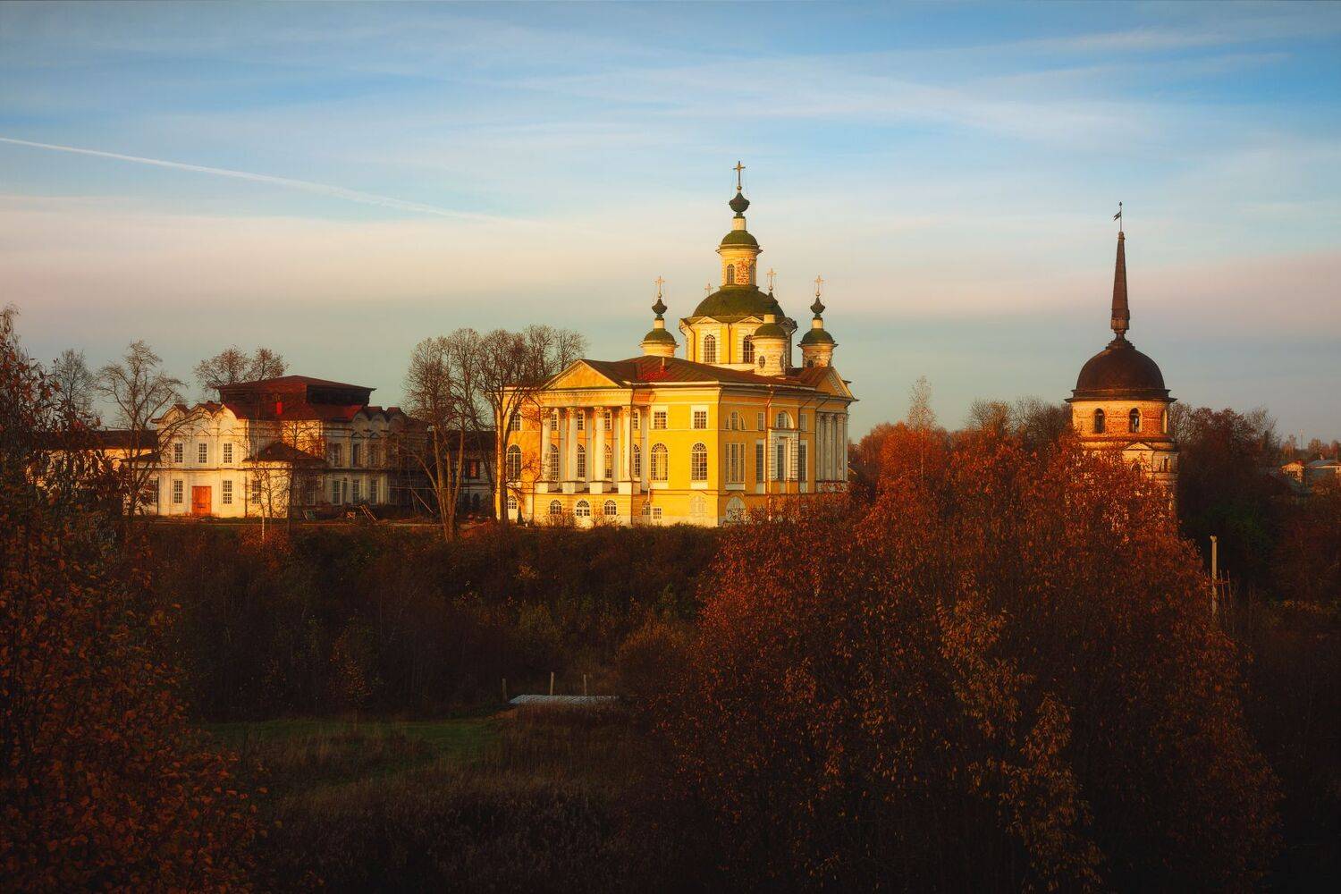 Тотьма, Вологодская область, Спасо-Суморин монастырь, вечер, закат, осень, Дмитрий Шишкин