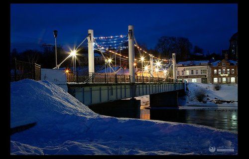Пешеходный мост в Торжке