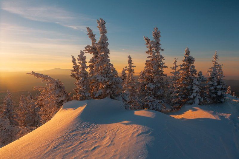 Дивный вечер в горах фото превью
