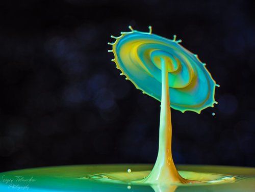 А хотите я Вам покажу, что у меня под шляпой))) Колебания:)