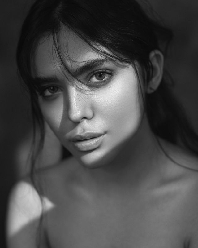 photography, photoshoot, portrait, portraitphotography, femaleportrait, blackandwhite, bnw, bw, bnwphotography, bnwportrait, beautiful, mood Parnian фото превью