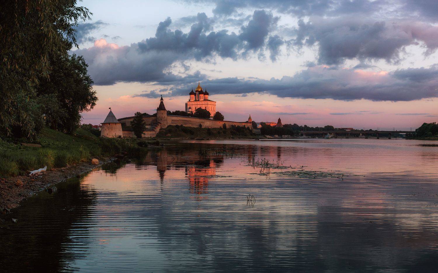 псков, кром, закат, Майя Афзаал