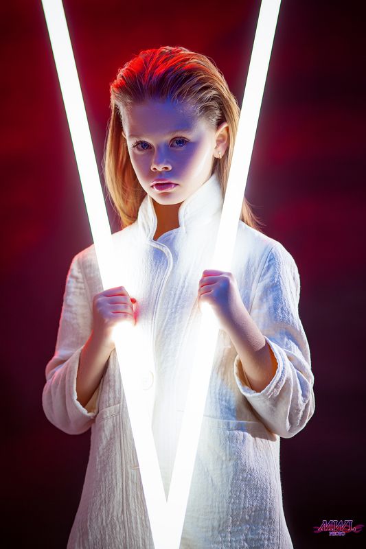 Awesome girl фото превью