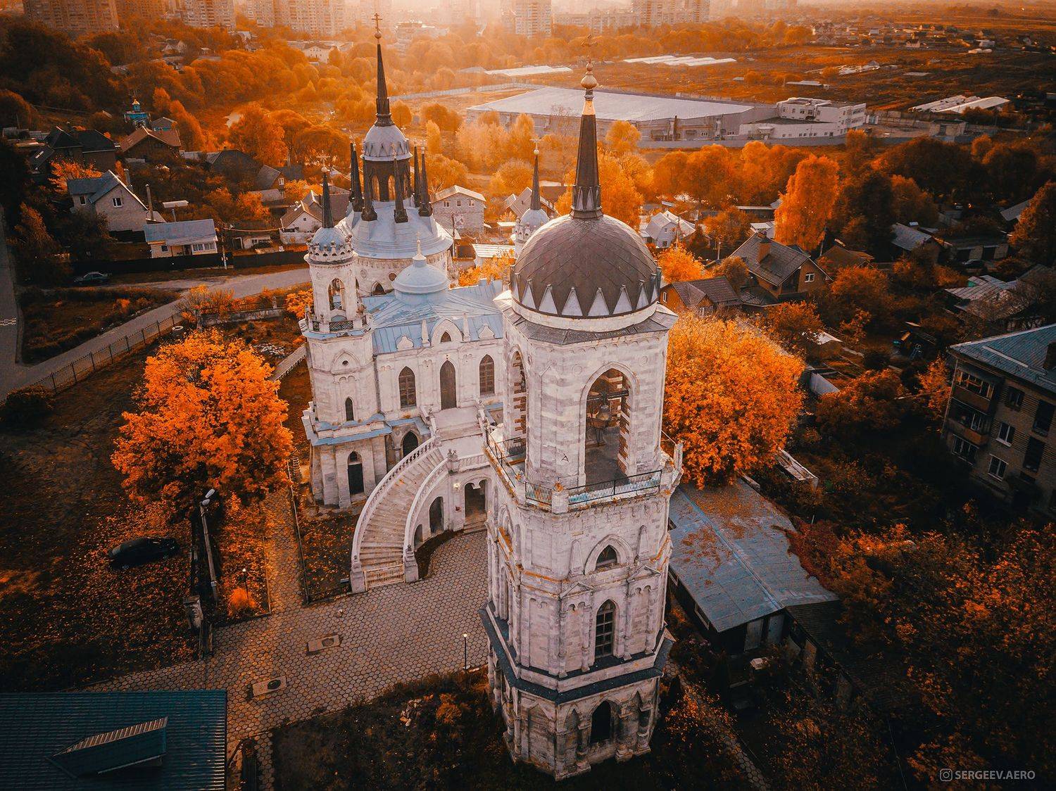 утро, церковь, осень, подмосковье, природа, архитектура, россия, колокольня, башня, квадрокоптер, вид сверху, аэрофото, свет, morning, church, autumn, moscow region, above, nature, drone, architecture, russia, bell tower, tower, copter, top view, aerial, , Сергеев Кирилл