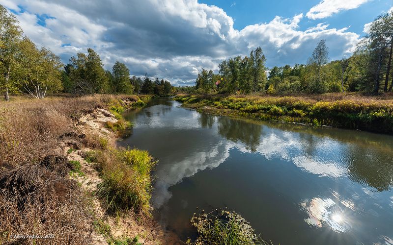 ранняя осень, река, отражения, солнце, облака, мещёра, рязанская область. В прятки с Солнцем фото превью