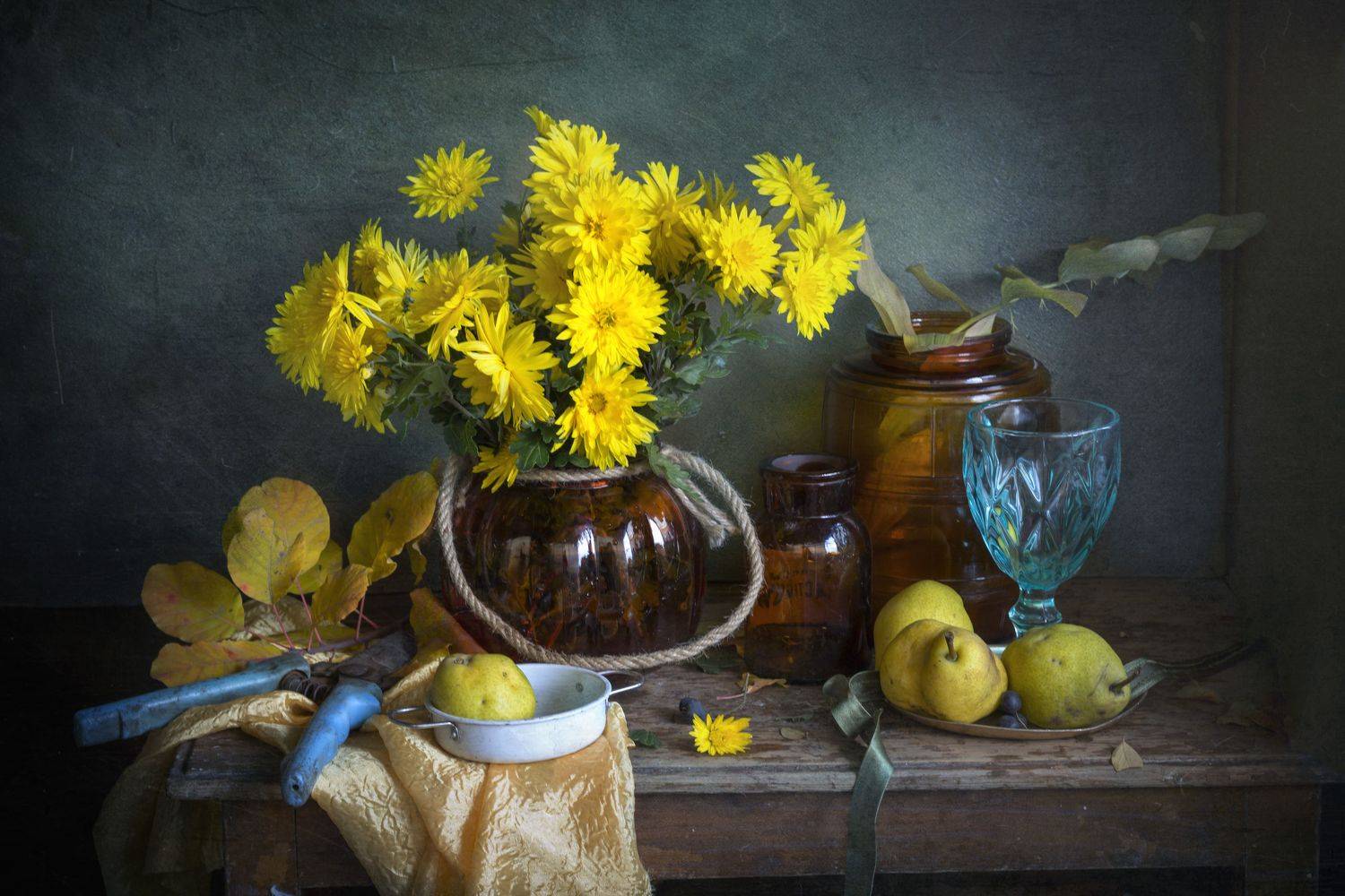 хризантемы, груши, натюрморт, баночки, осень, Зимина Лионелла