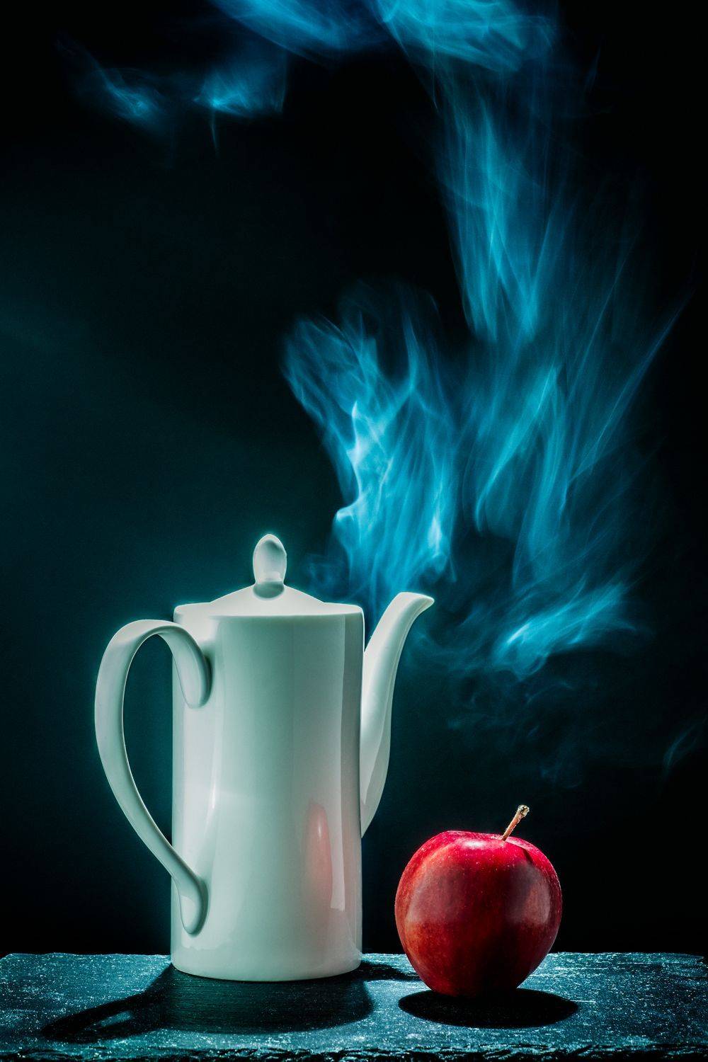 яблоко, Дмитрий Шиперко