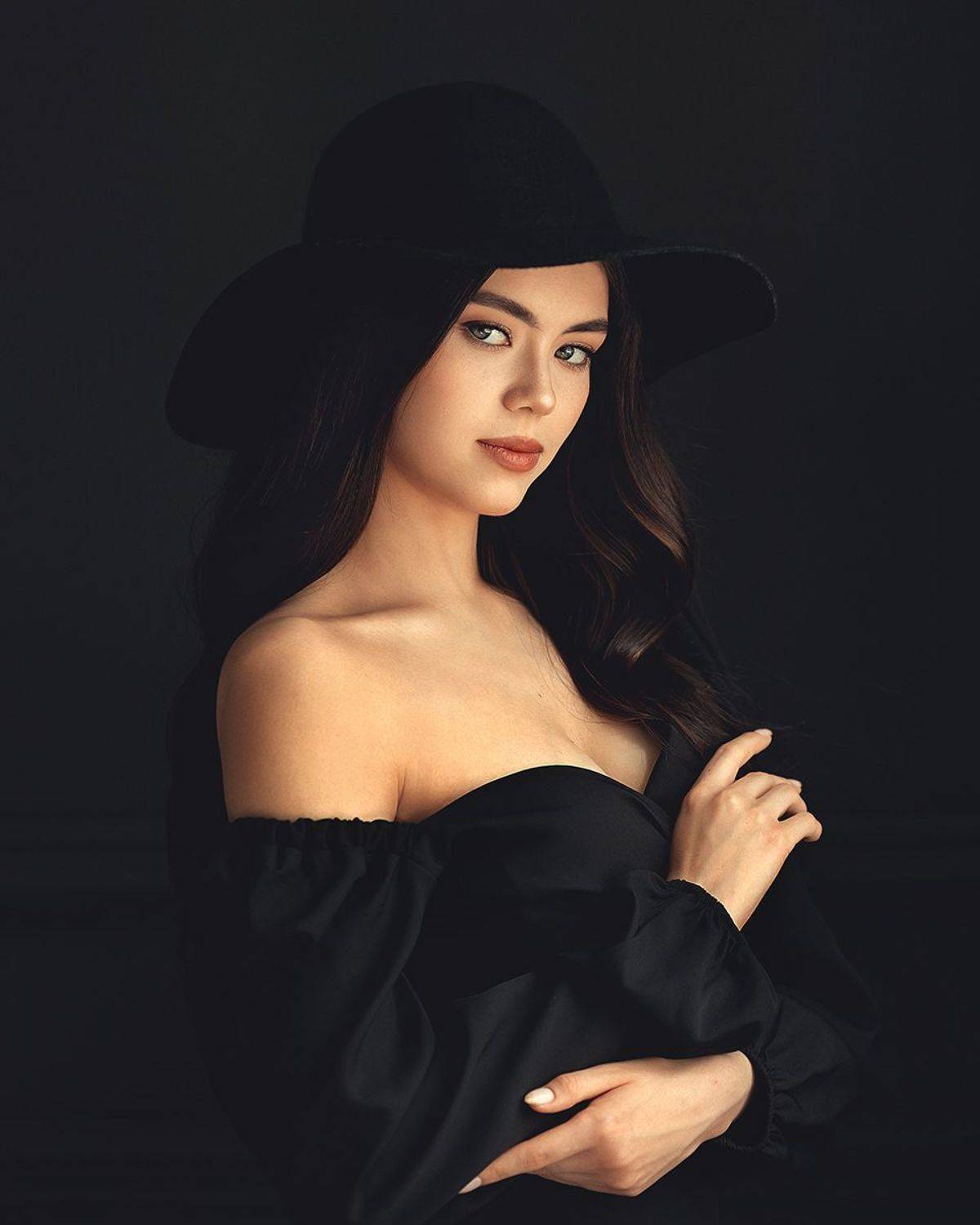 , Елена Михайлова