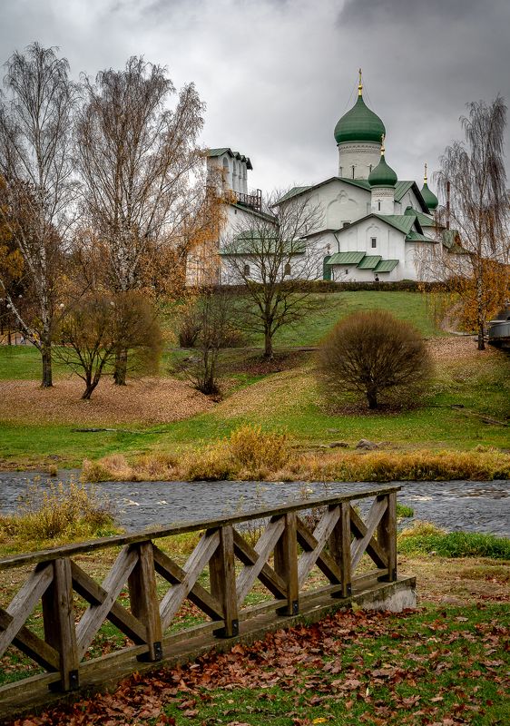 Псков. Церковь Богоявления Господня. фото превью