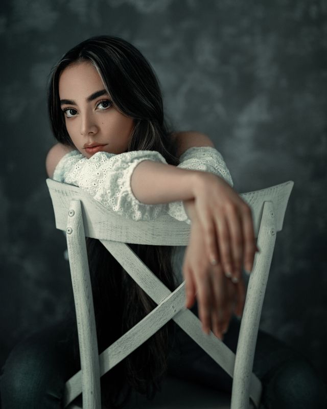 portrait, portraitphotography, woman, femaleportrait, studio, studioshot, beautiful, posing Shghygh фото превью