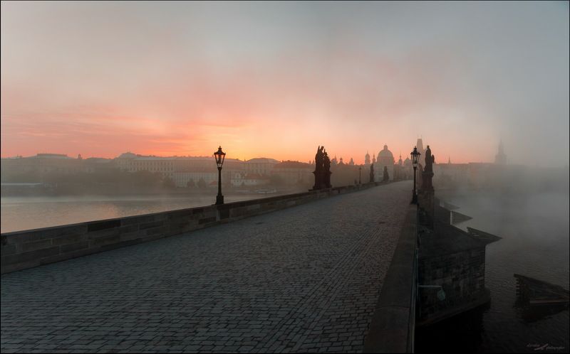 Прага, Рассвет, Туман, Чехия Пражский рассвет фото превью