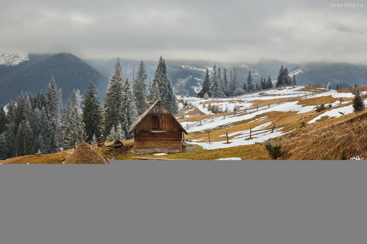 Горы, Зима, Карпаты, Сено, Стог, Туман, Холмы, Петренко Алёна