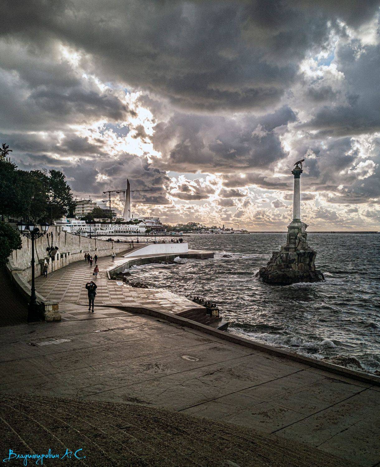 памятник затопленным кораблям севастополь набережная, Алексей Смирнов