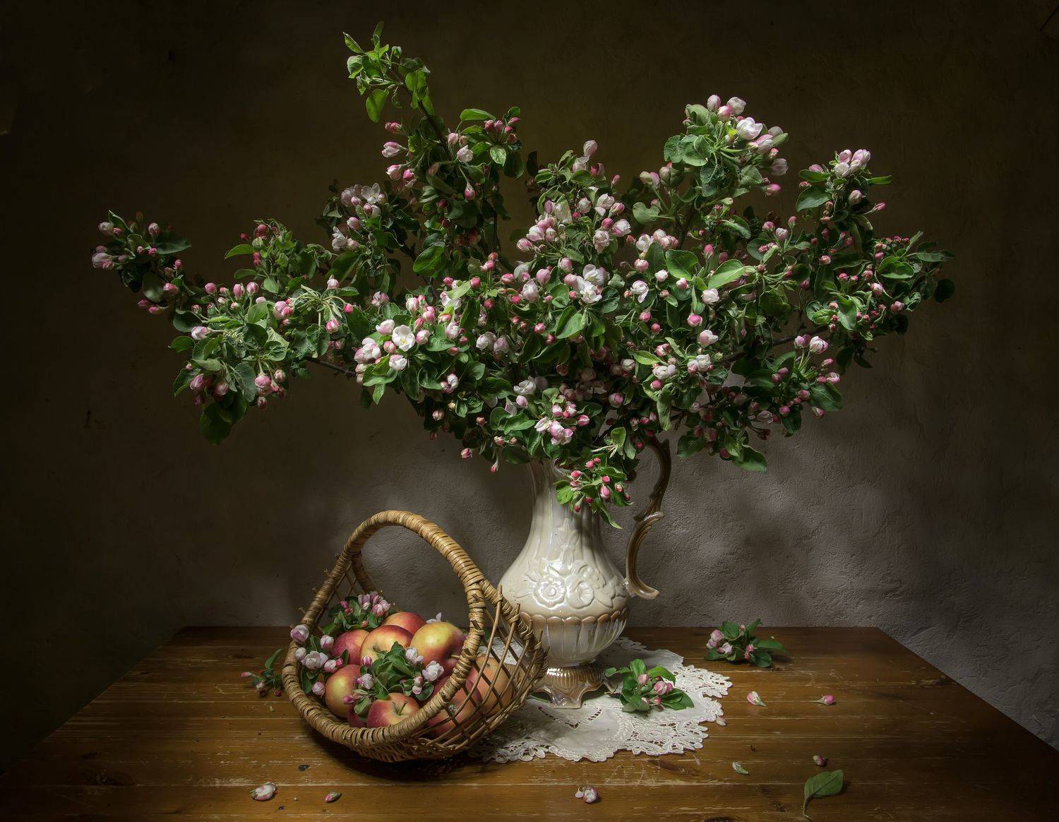 натюрморт, яблоки, яблоня цветет, Феденкова Татьяна