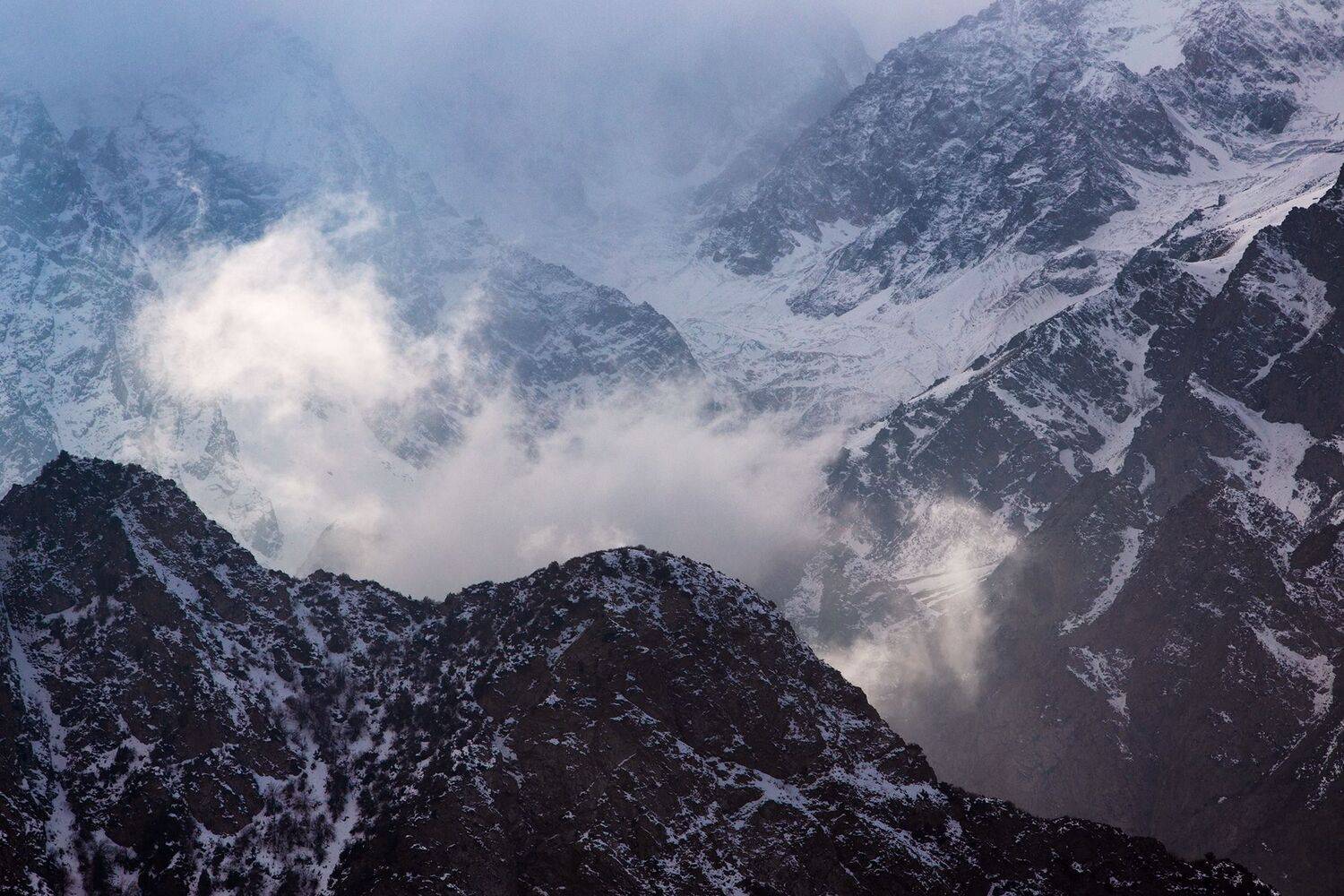 кыргызстан, ущелье аламедин, Элина Магалимова