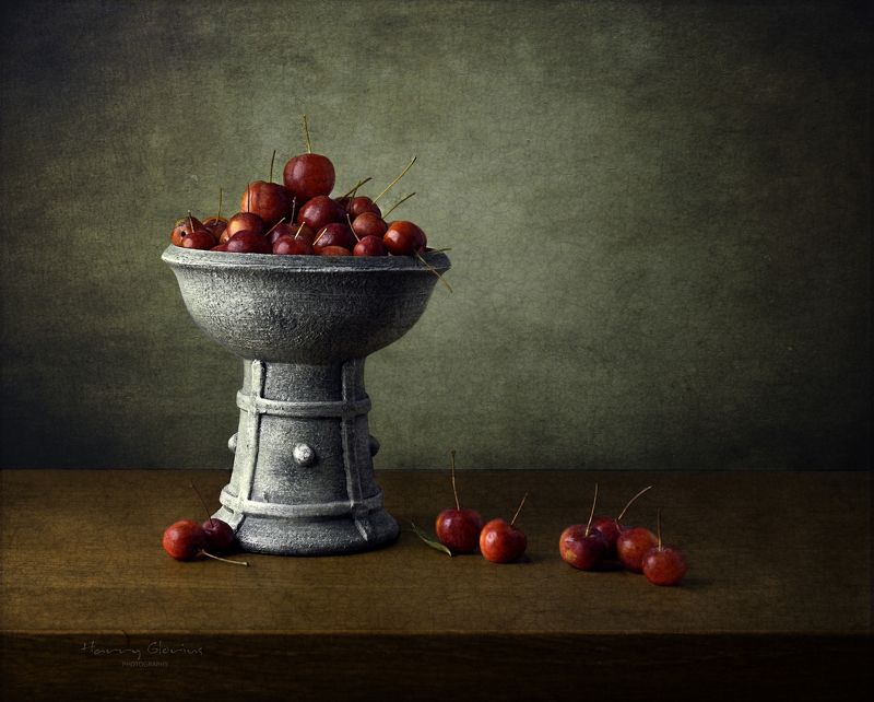 Still life Red and green фото превью