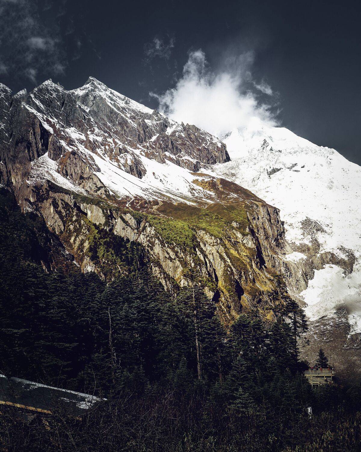 雪峰, 吴 微雨墨烟鸿