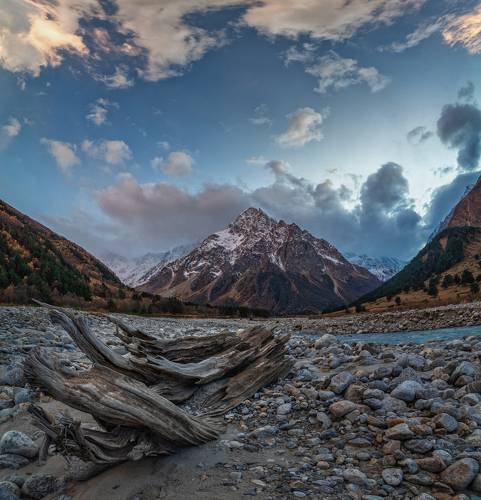 Тихтенге́н