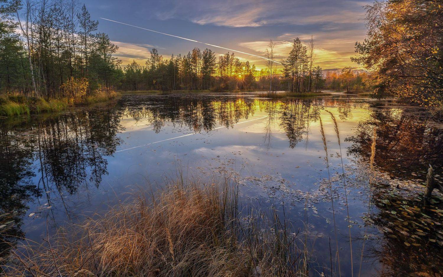 осень октябрь озеро вечер закат отражение небо облака, Скороходов Константин