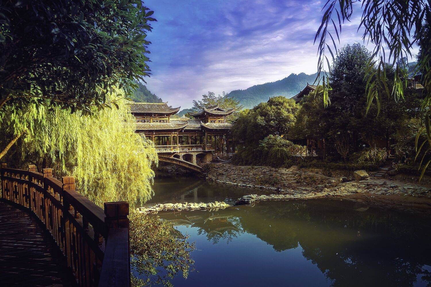 千户廊桥, 吴 微雨墨烟鸿