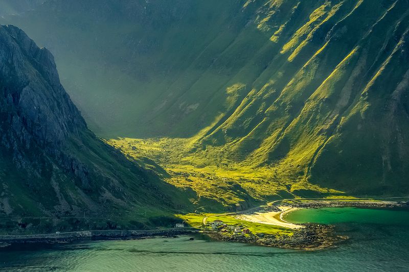 норвегия,фьорд,горы,свет Затерянный мир. фото превью