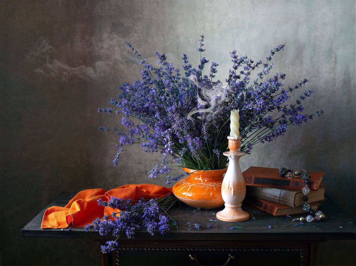 миламиронова, фотонатюрморт, stilllife, лето, цветы, букет, натюрмортсцветами, лаванда, книги, бусы, свеча, Миронова Мила