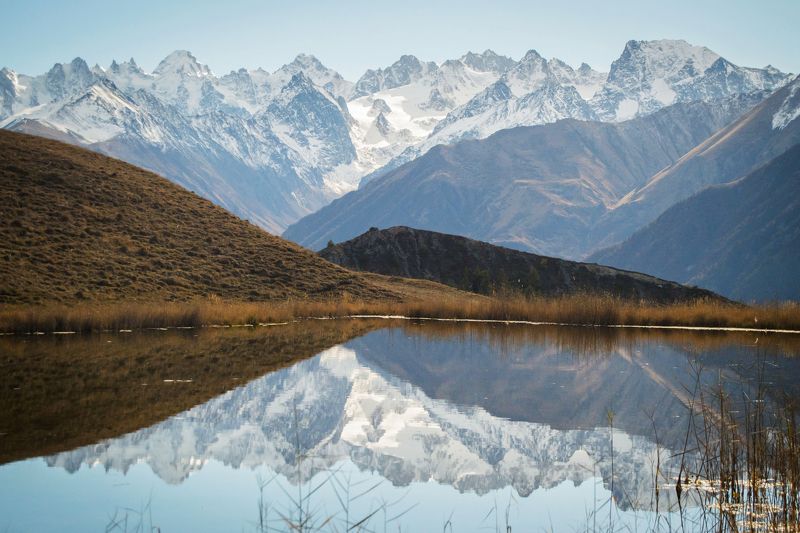 природа, горы, горное озеро, путешествие, кавказ, главный кавказский хребет Отражение фото превью