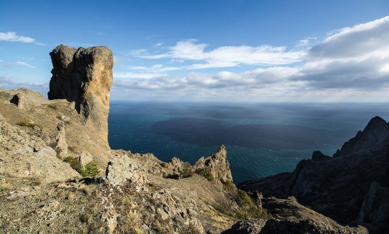Прогулка по Карадагу (часть 2). Чертов палец фото превью
