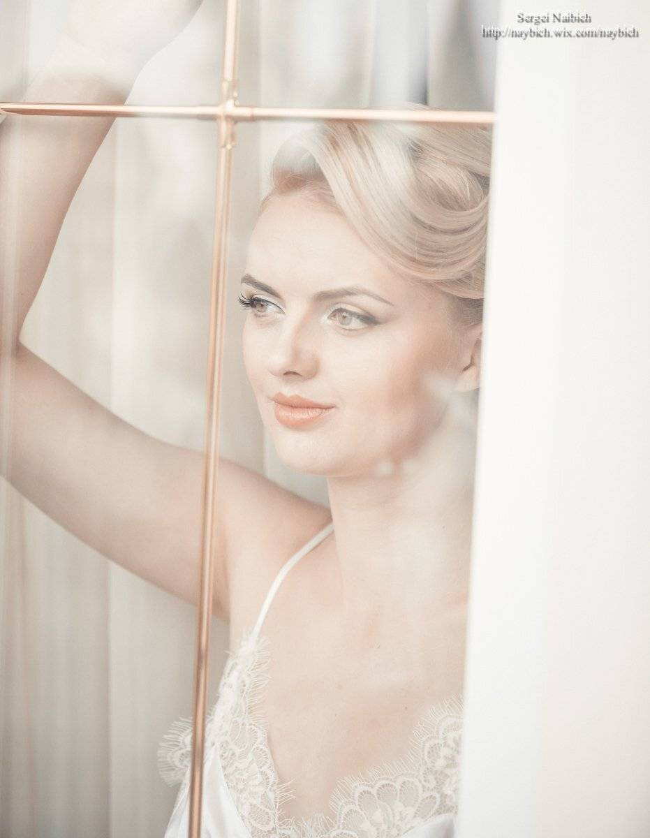 Девушка портрет окно стекло буду, Сергей Найбич