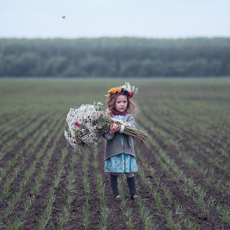 В поле фото превью
