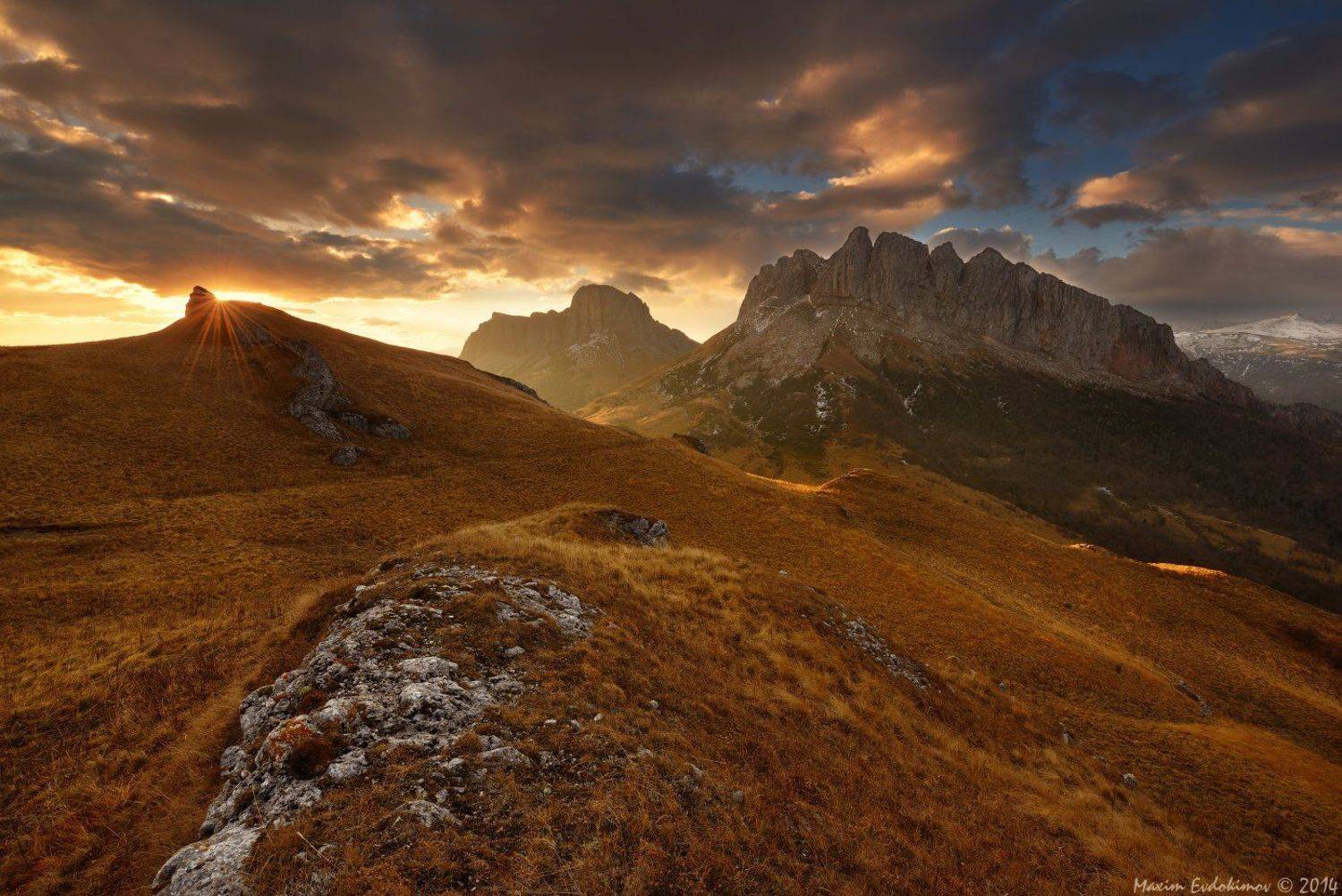 Чёртовы ворота, Максим Евдокимов