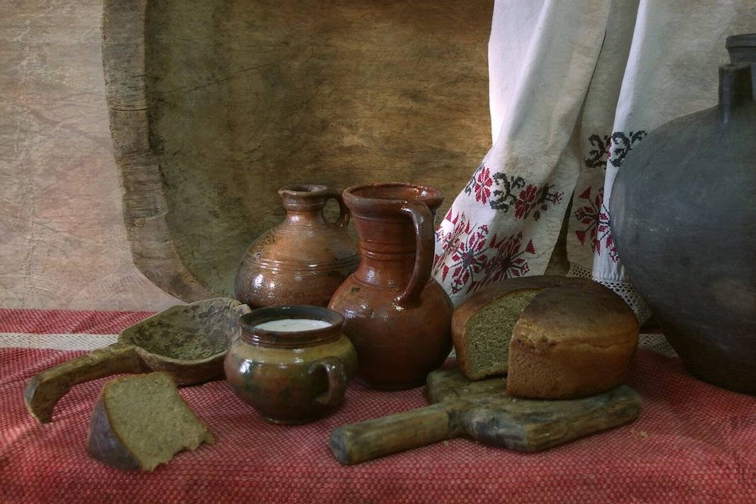 Глиняная посуда, Каравай, Натюрморт, Рушник, Вера Павлухина