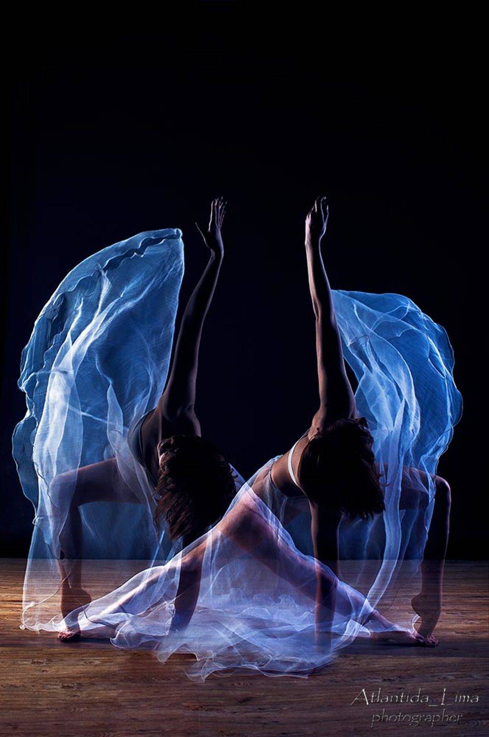 танец прыжок юбка дуализм девушка, Atlantida  Lima