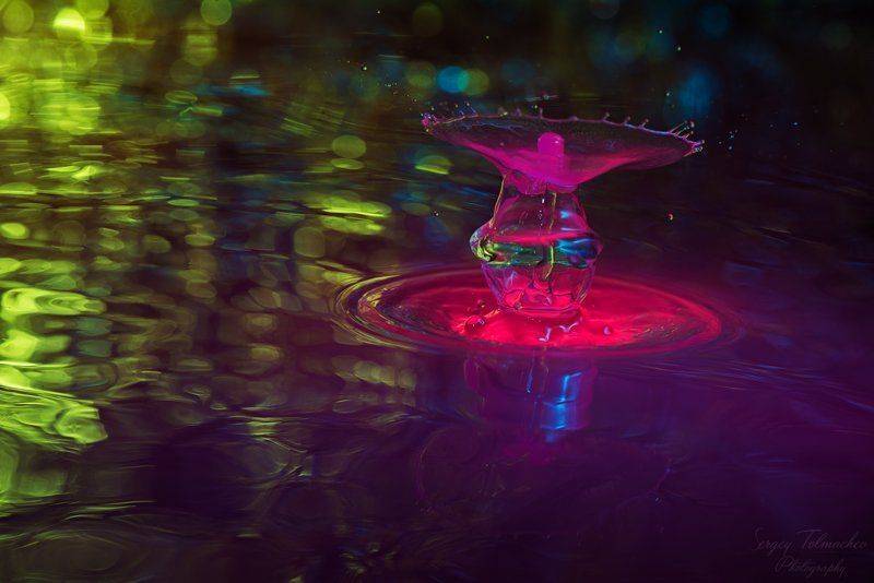 Арт, Брызги, Вода, Всплеск, Жидкость, Капли, Клапан, Макро, Подсветка, Психоделика, Разноцветные, Свкчение, Сергей толмачев, Триггер, Цвета, Яркие, Сергей Толмачев