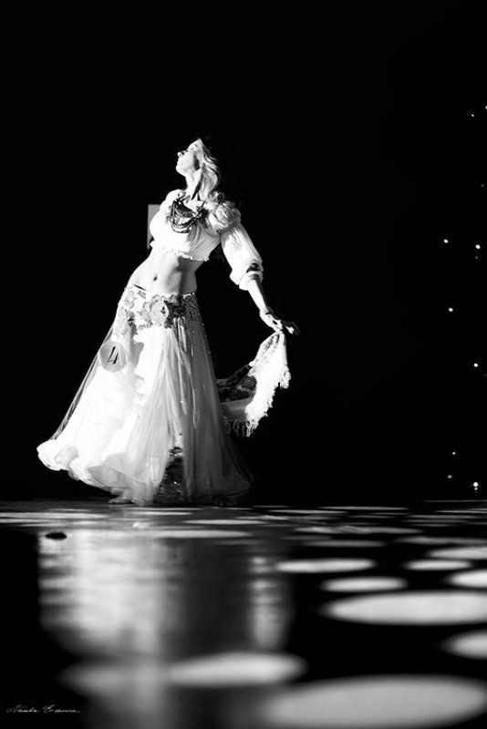 Танец фото превью