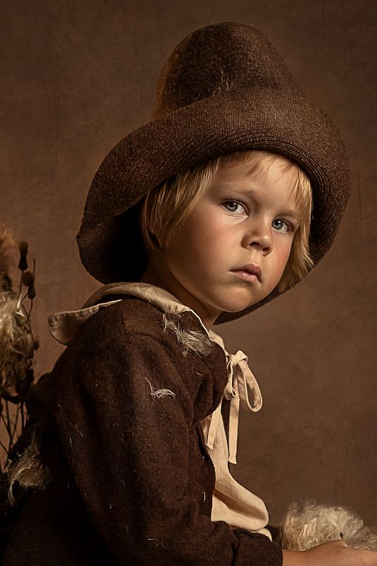 дети, детская фотография, студийная фотография, портрет, постановочная фотография мальчик фото превью